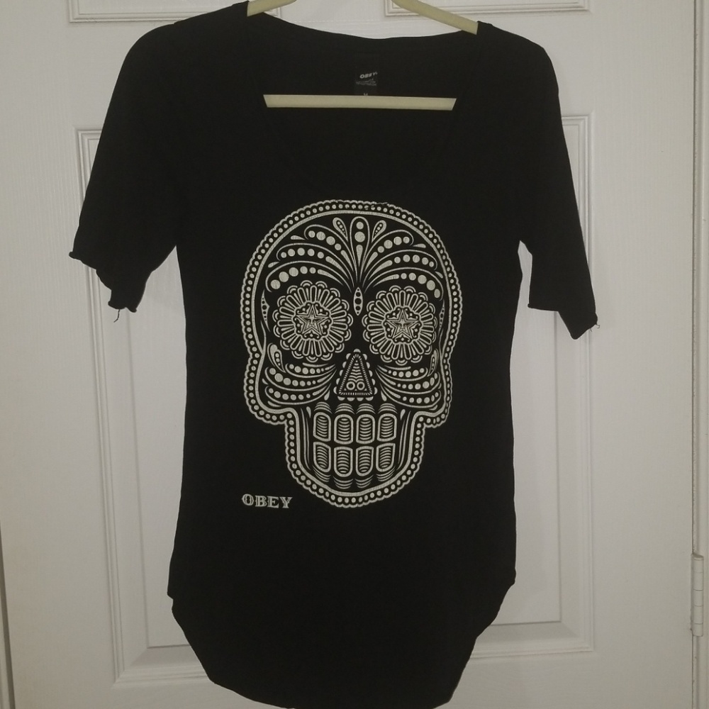 Black 3/4 sleeve top